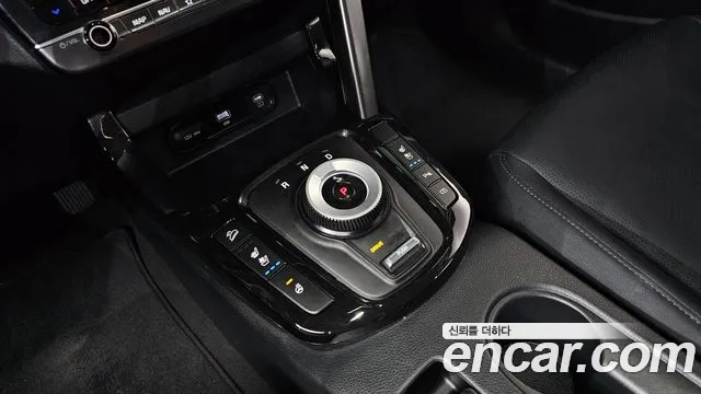 Kia Seltos Бензин 1.6 турбо 2WD — Фото автомобиля 9