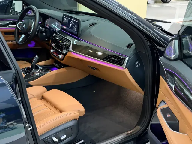 BMW 6 Series Gran Turismo — Фото автомобиля 9