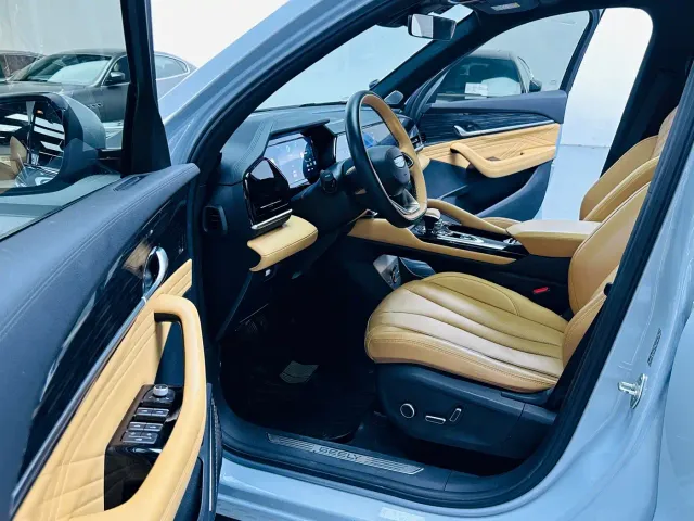 Geely Xingyue L — Фото автомобиля 4
