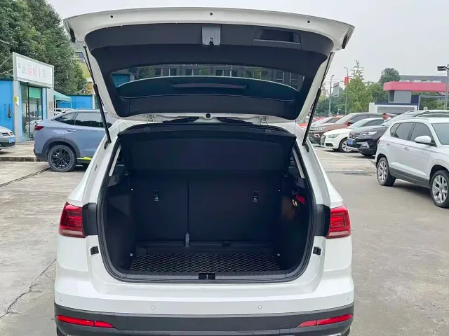 Volkswagen Tharu — Фото автомобиля 19