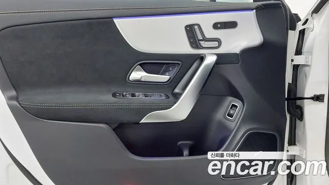Mercedes-Benz CLA-Class — Фото автомобиля 15