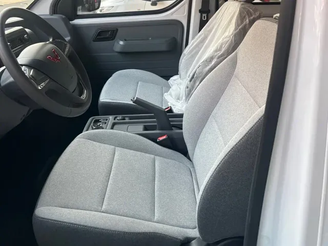 Wuling Yangguang — Фото автомобиля 9