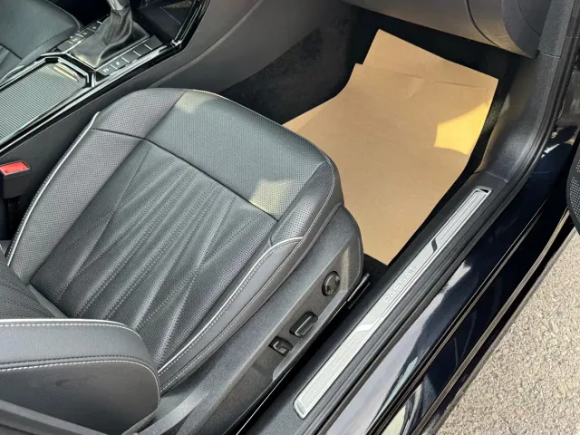 Volkswagen Passat — Фото автомобиля 13