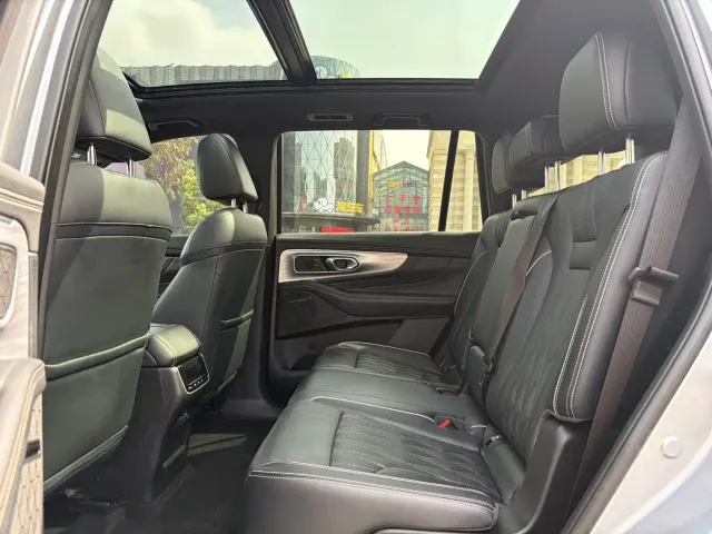 GAC Trumpchi GS8 — Фото автомобиля 6