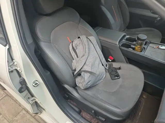 Hyundai ELEXIO — Фото автомобиля 24