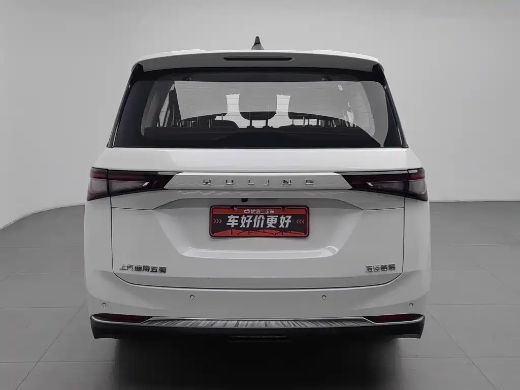Wuling Motors Wuling Jiachen 2022 1.5L Manual Free Comfort — Фото автомобиля 4