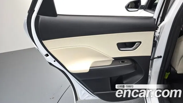 Hyundai Kona SX2 — Фото автомобиля 14