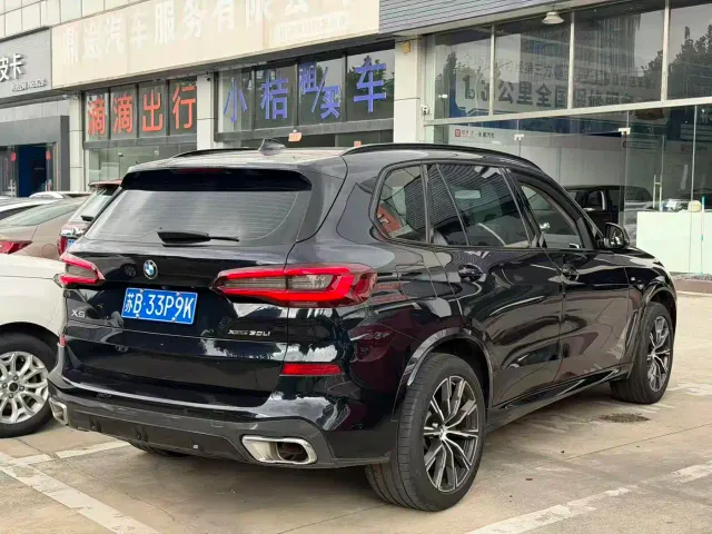 BMW X5 — Фото автомобиля 8