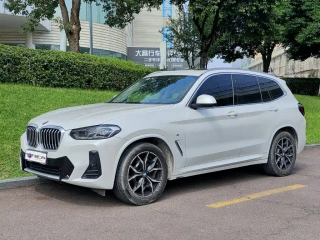Фотография автомобиля — BMW X3