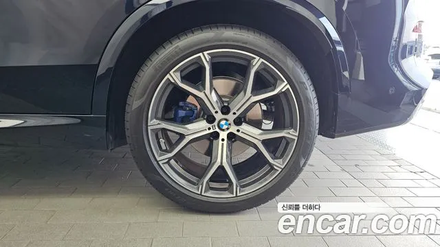BMW X5 xDrive 40i M Sport — Фото автомобиля 20