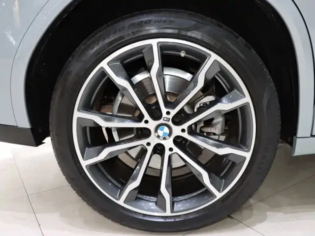 BMW X4 — Фото автомобиля 17