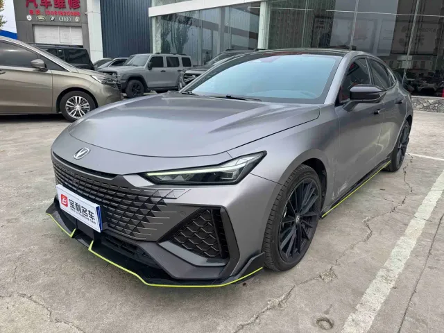Фотография автомобиля — Changan UNI-V