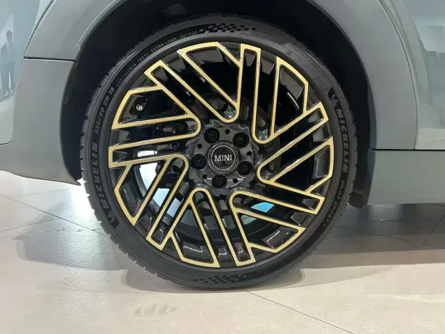 MINI Clubman — Фото автомобиля 10