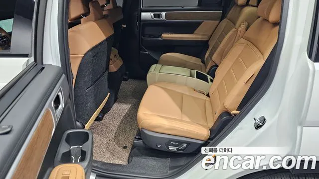 Hyundai Santafe Santa Fe (MX5) Бензин 2.5T 4WD — Фото автомобиля 12