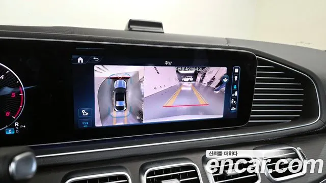Mercedes-Benz GLE-Class — Фото автомобиля 14
