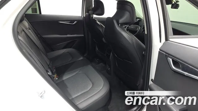 Kia Niro The All New Niro Prestige — Фото автомобиля 11