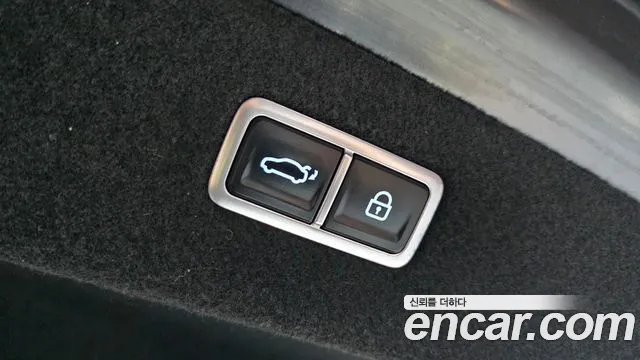Genesis G90 Бензин 3.5 турбо AWD — Фото автомобиля 18