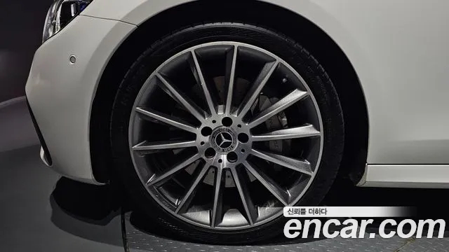 Mercedes-Benz E-Class W213 — Фото автомобиля 5