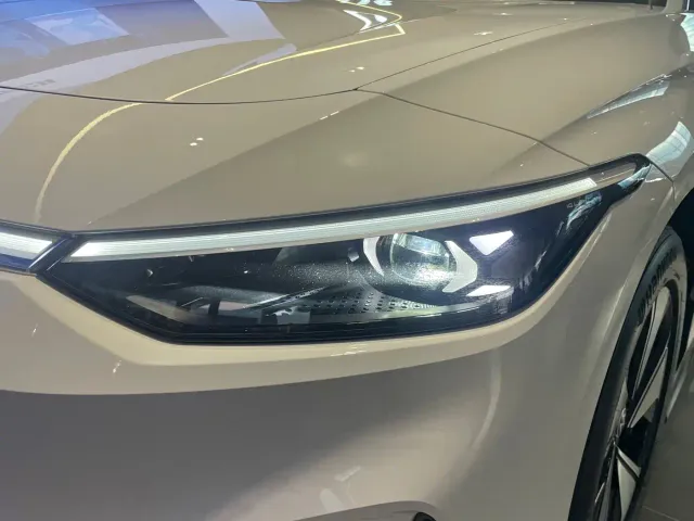 Volkswagen ID.7 Vizzion — Фото автомобиля 16