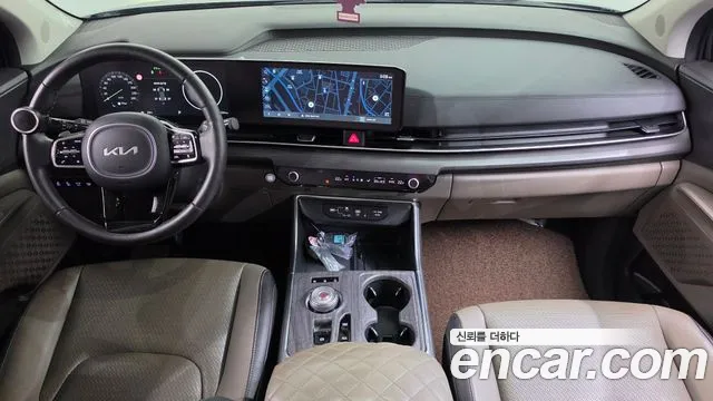 Kia Carnival Generation 4 — Фото автомобиля 7