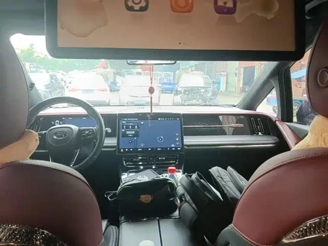 GAC Trumpchi M8 — Фото автомобиля 9