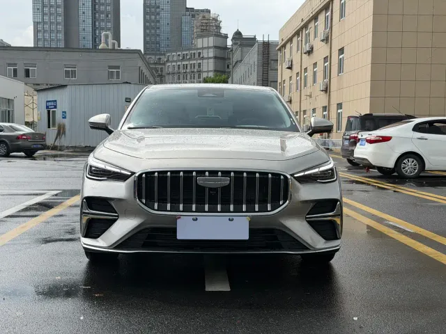 Geely Emgrand — Фото автомобиля 2