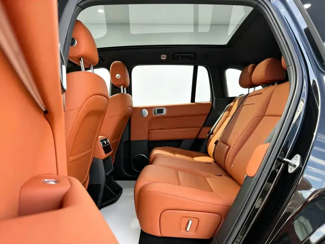 Li Auto L6 — Фото автомобиля 3