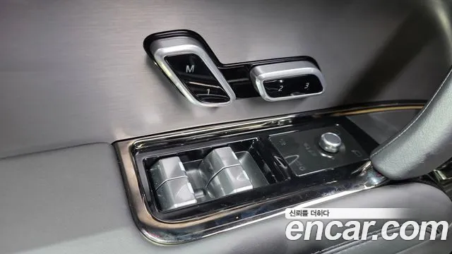 Land Rover Range Rover Sport — Фото автомобиля 28