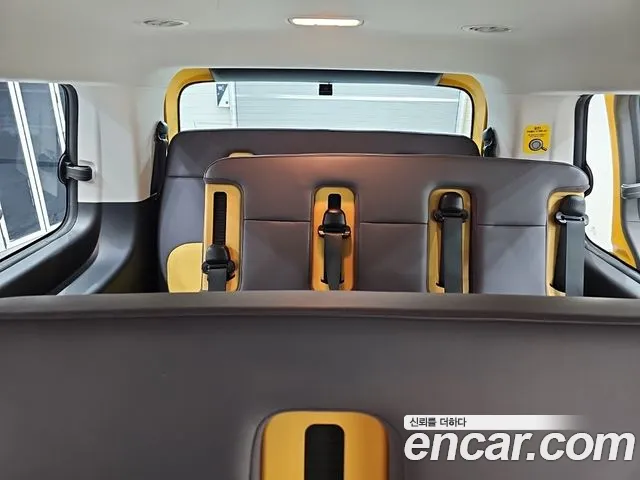 Hyundai Staria Staria L3.5 Школьный автобус — Фото автомобиля 12