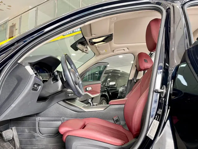 BMW 3 Series — Фото автомобиля 4