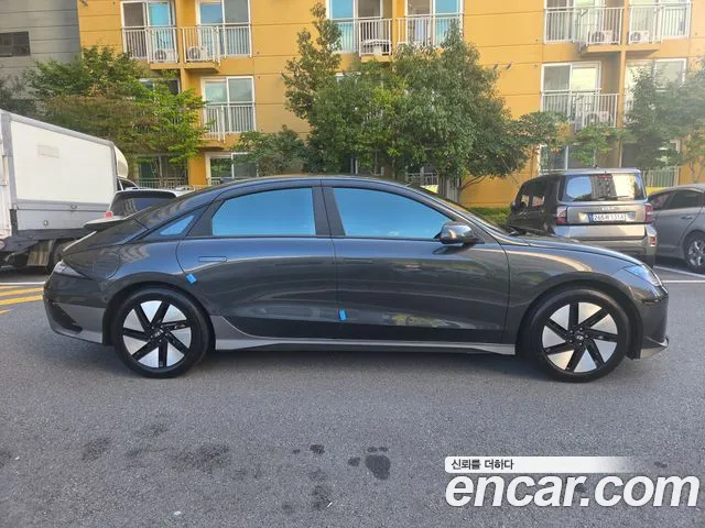 Hyundai Ioniq 6 — Фото автомобиля 4