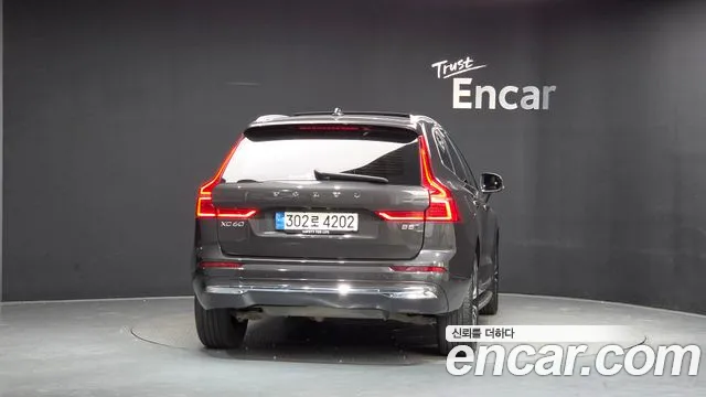 Volvo XC60 2nd Gen — Фото автомобиля 4