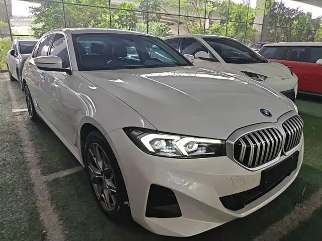 BMW i3 — Фото автомобиля 3