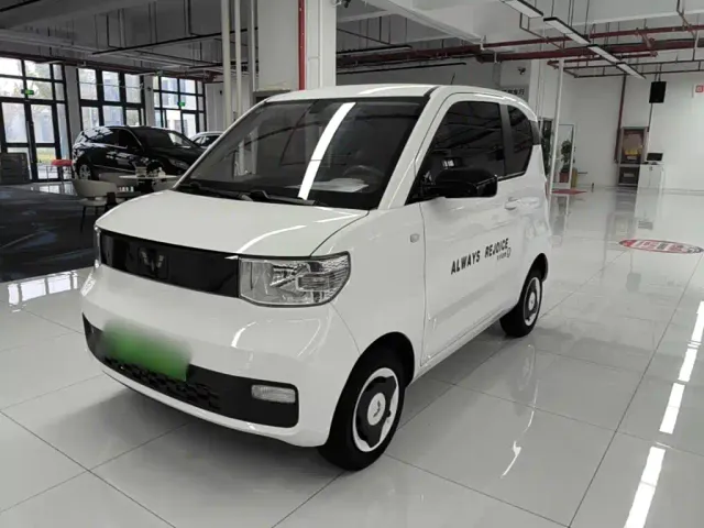 Фотография автомобиля — Wuling Hongguang Mini EV