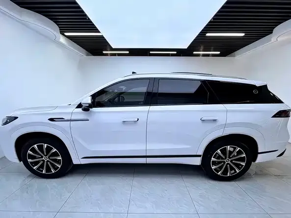 Chery Tiggo 9 — Фото автомобиля 7