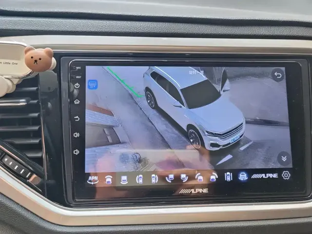 Volkswagen Volkswagen T-ROC 2021 280TSI DSG 2WD Elite Connected — Фото автомобиля 12