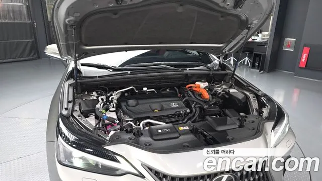 Lexus NX — Фото автомобиля 6