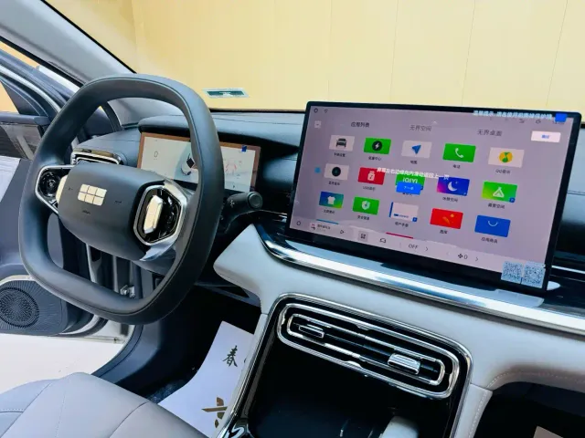 Geely Galaxy Stellar 6 — Фото автомобиля 9