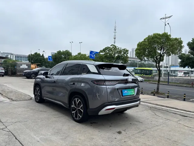 BYD Song L DM-i — Фото автомобиля 7