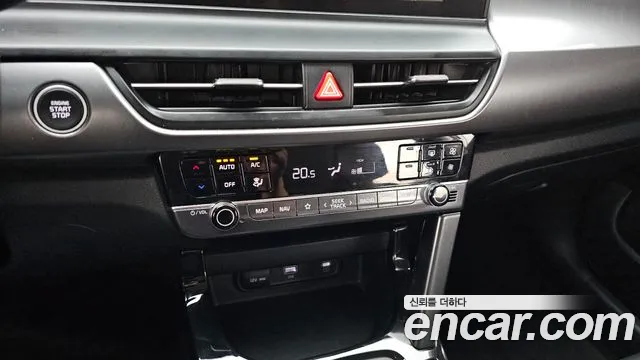 Kia Seltos New — Фото автомобиля 16