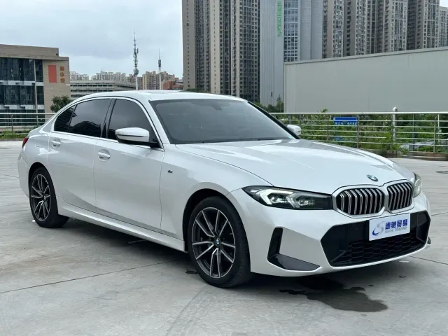 BMW 3 Series — Фото автомобиля 3