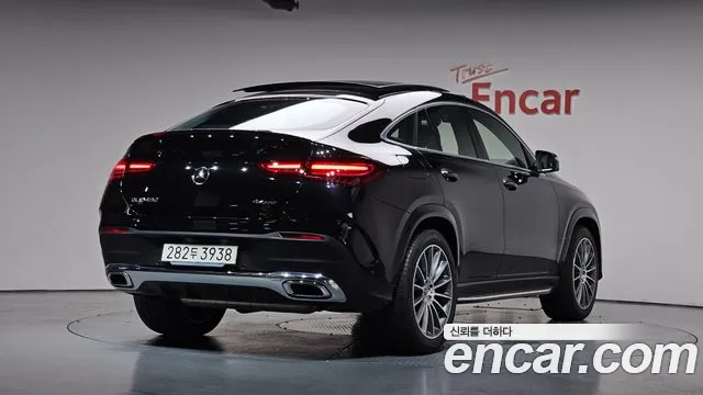 Фотография автомобиля — Mercedes-Benz GLE-Class