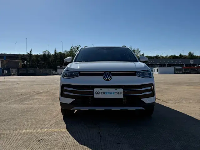 Volkswagen Tharu — Фото автомобиля 3