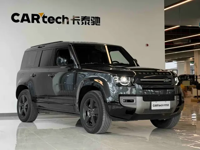 Land Rover Defender — Фото автомобиля 3