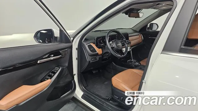 Kia Seltos Бензин 1.6 турбо 2WD — Фото автомобиля 9