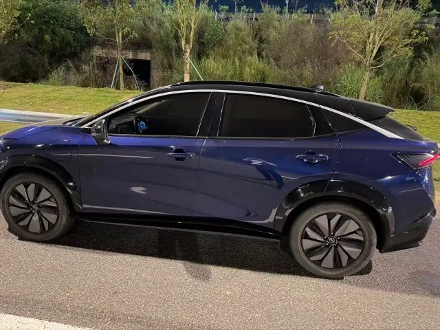 Nissan Ariya — Фото автомобиля 12