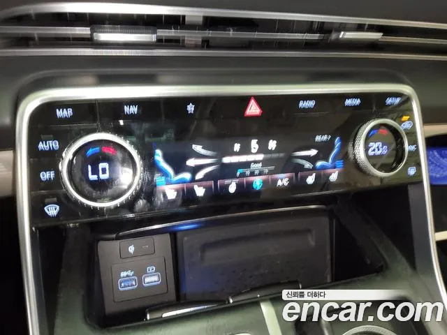 Genesis GV80 — Фото автомобиля 19