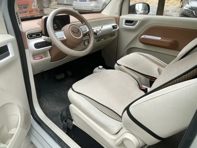 Wuling Hongguang Mini EV — Фото автомобиля 4