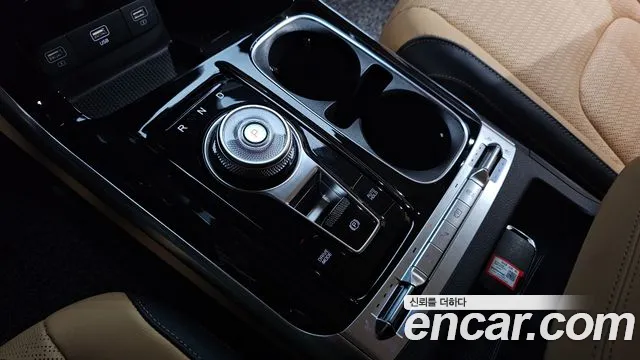 Kia Carnival 4th Gen — Фото автомобиля 9