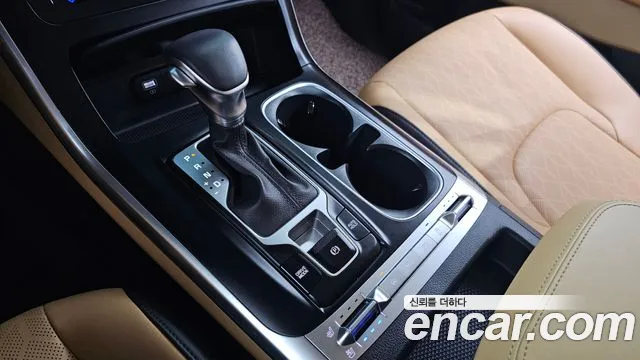 Kia Canival Carnival 4 поколение Дизель 9 мест Prestige — Фото автомобиля 9
